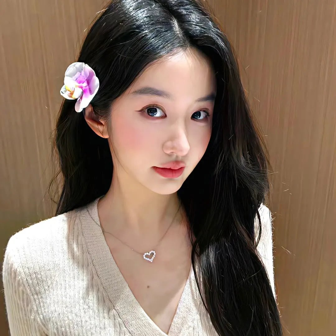 女摄青鬼游埠
